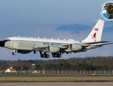 Παραδόθηκε στην Βρετανία το 3ο και τελευταίο RC-135 «Rivet Joint» (φωτό, βίντεο)